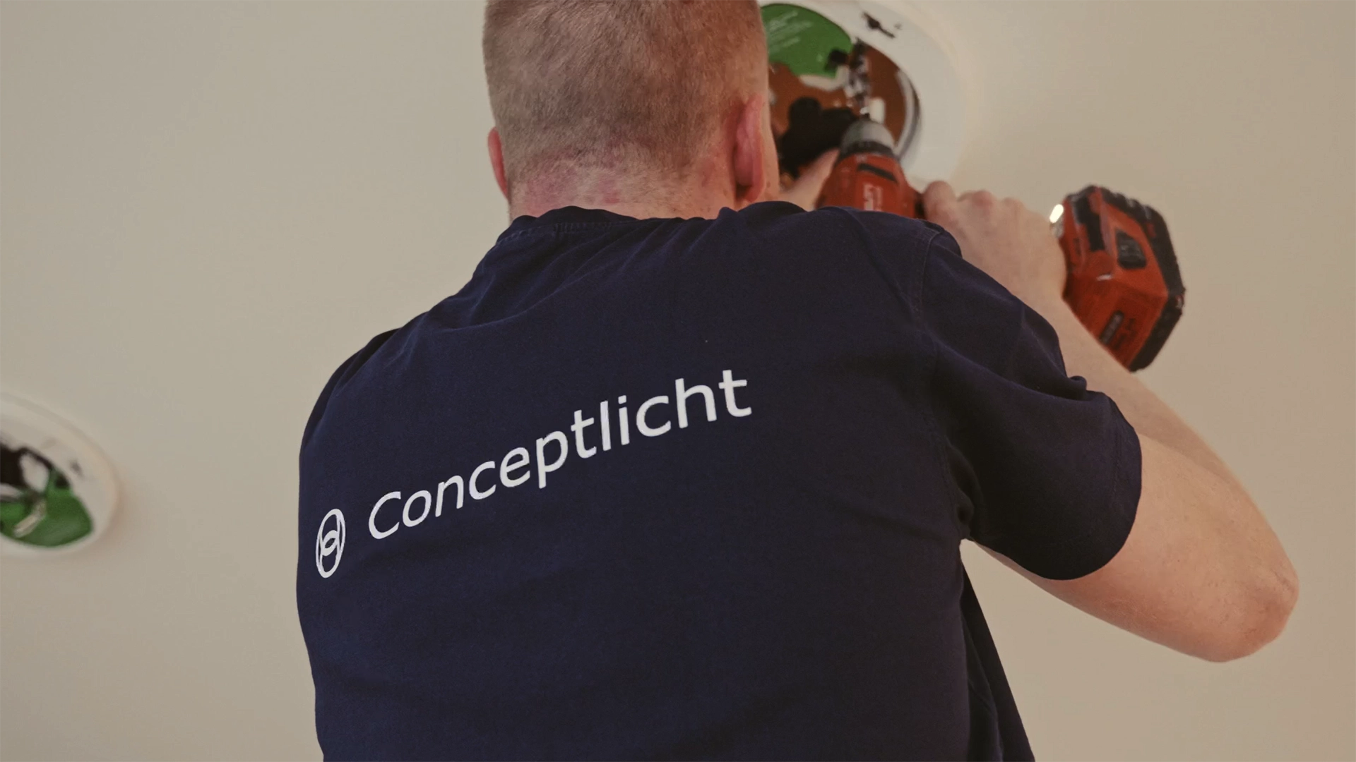 Montage Leuchte bei Conceptlicht